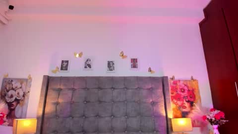 Linda Fosterr online show from May 26, 9:47 pm