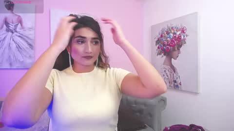 Maria Paula online show from October 22, 12:21 pm