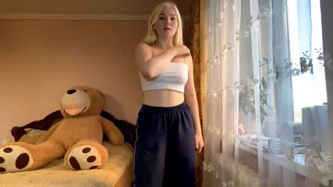 Luna online show from October 27, 12:44 pm