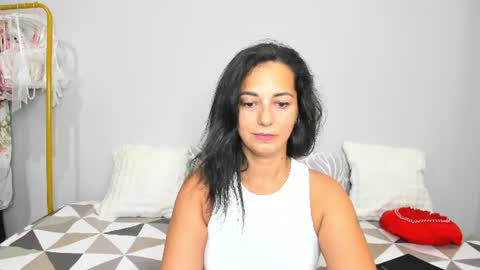 Linda online show from July 2, 1:05 am