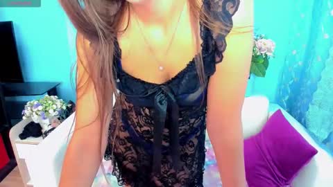 Linda online show from September 26, 3:37 am