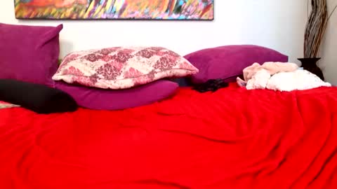 Linda online show from February 18, 7:40 am