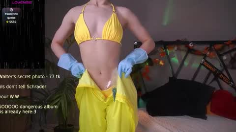 your Linda is back online show from October 31, 4:58 am