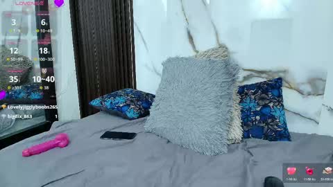  Lindsey  online show from March 11, 5:37 pm