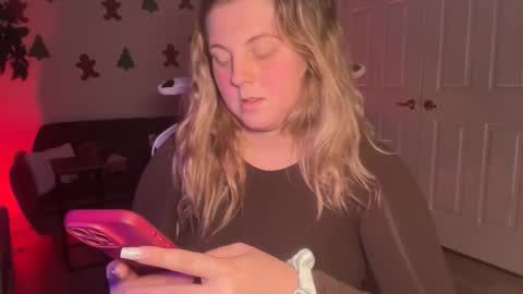 Lindseyluxe online show from November 13, 4:22 am