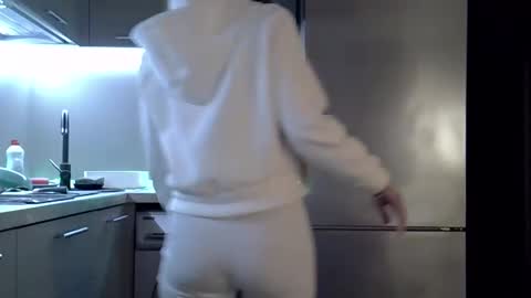 Anna online show from October 16, 6:54 pm