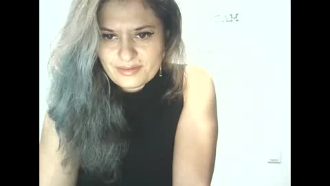 lionessmom online show from November 10, 6:08 am