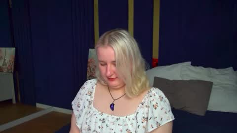 LioraArdyn online show from April 13, 5:31 am