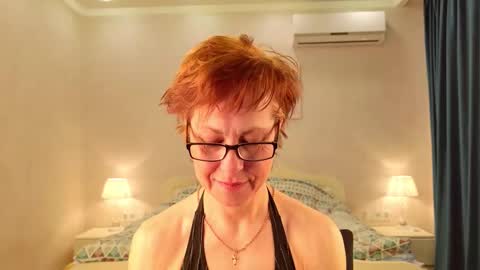 Liora Weiss online show from March 2, 7:15 am