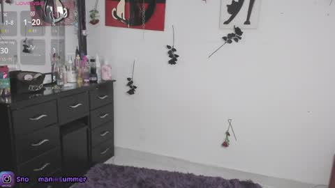 lips_sarasofia online show from March 27, 10:21 pm