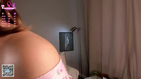 Lina online show from October 2, 2:05 am