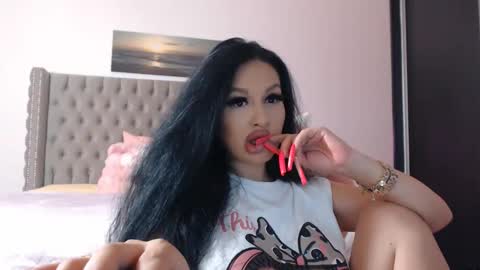 Lisa online show from November 26, 9:05 pm