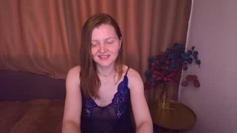 Lisa online show from April 11, 7:45 am