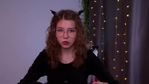  Lisa  online show from November 1, 10:36 pm