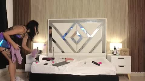 lisa_sweetas online show from February 18, 1:49 am