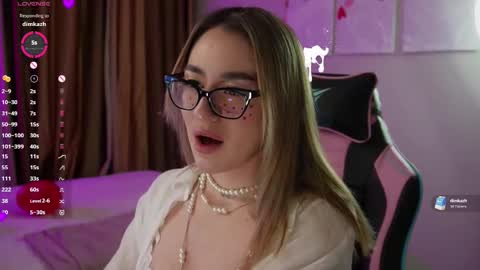   LISA   online show from February 14, 5:26 pm