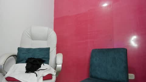 liss FANSLY LissGlow online show from December 15, 11:54 pm