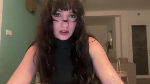 littlcatt online show from October 23, 8:59 pm