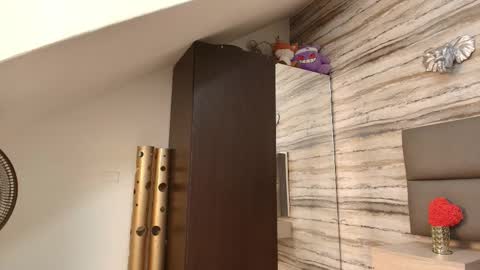 little_mayy online show from February 27, 1:55 pm