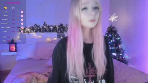 Maria online show from December 19, 11:03 pm