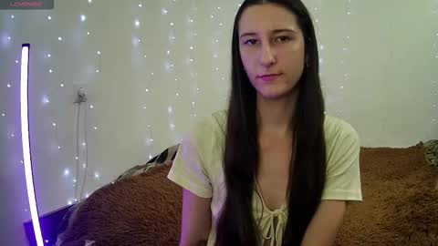 LittleAhWitch online show from October 16, 9:34 am