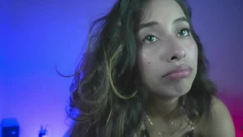 littlee_emma_ online show from March 16, 12:13 am