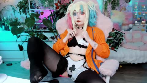 Snapshot of littleflufflepuff chatting on January 12, 4:08 pm Riza Riri Puff  online show from January 12, 4:08 pm