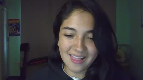 Snapshot of littleprety6969 chatting on September 14, 10:51 pm Mia online show from September 14, 10:51 pm