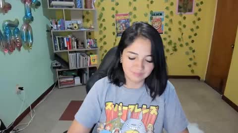 Snapshot of littleprety6969 chatting on February 3, 1:09 am Mia online show from February 3, 1:09 am