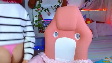 Ruby Rouse online show from March 31, 8:14 am