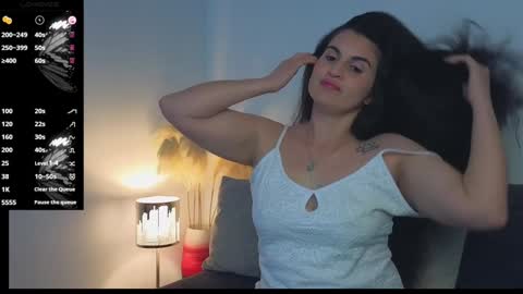 liz online show from December 10, 5:33 pm
