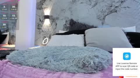 Liz  online show from September 20, 12:25 pm