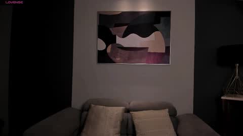 Lizzi  online show from November 8, 7:08 pm