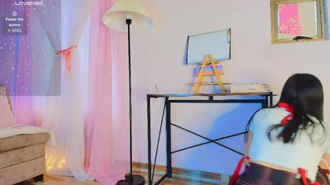 lizzy_kane online show from April 5, 8:19 pm