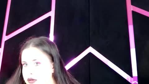 Lizzy online show from December 21, 7:12 am