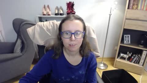 Lizzy online show from October 16, 5:10 am