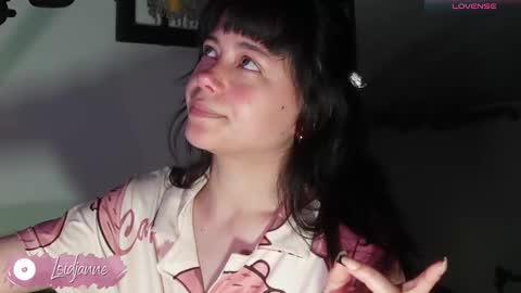 Snapshot of loidjanne chatting on October 26, 8:26 pm Janne Miller 9pm to 3am GMT-5 online show from October 26, 8:26 pm