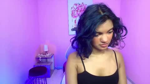 Snapshot of lola__45 chatting on September 9, 1:33 pm online show from September 9, 1:33 pm