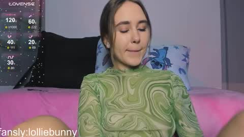 Snapshot of lolabunnyz chatting on October 13, 7:38 pm Lola3 online show from October 13, 7:38 pm