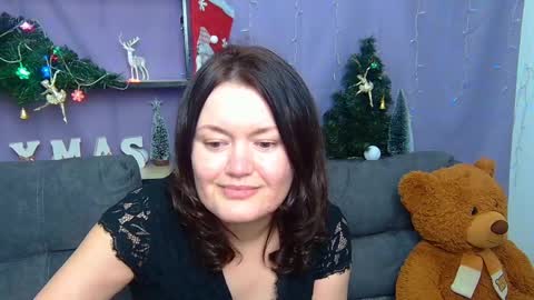 lolahikls online show from December 25, 5:26 pm