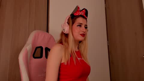 Lolly  online show from March 1, 3:10 am