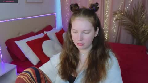 Mona online show from September 11, 1:33 pm