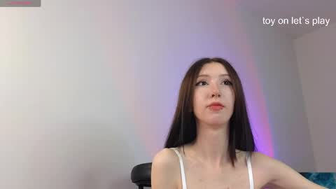 Maya online show from April 17, 2:57 am