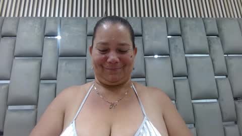 Snapshot of loly47 chatting on September 19, 5:34 pm loly47 online show from September 19, 5:34 pm