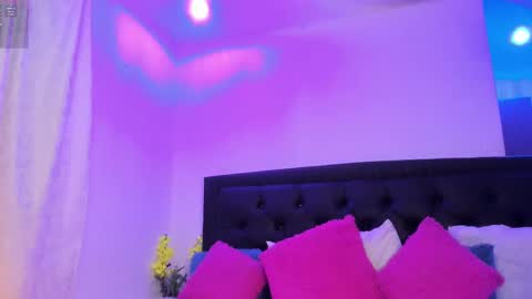 Jennifer  online show from March 8, 7:07 pm