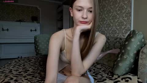 Cindy online show from March 29, 1:43 pm