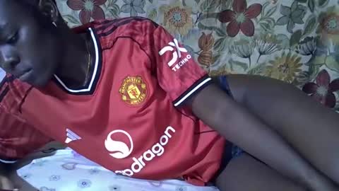 lora_amor online show from March 9, 2:15 am