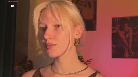 Lora heil online show from September 13, 4:04 pm