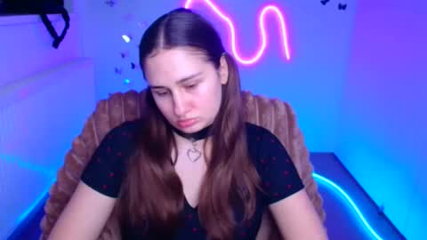 Lora online show from February 14, 8:27 am