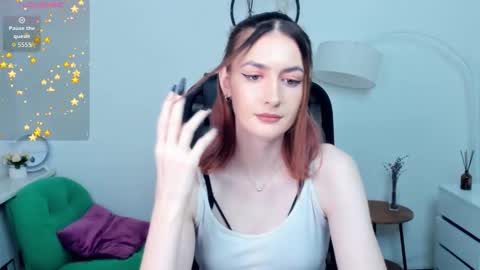 Lora online show from December 5, 11:33 am